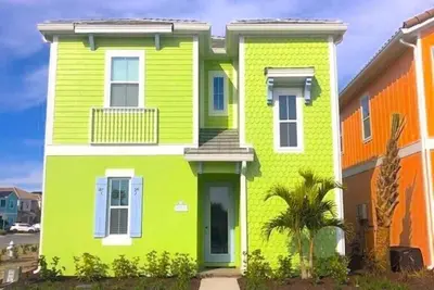 Image de Kiwi Cottage near Disney -  4 Bd/4 Bath w/ Private Pool & Hot Tub