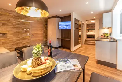 Tevini Boutique Suites - Apartment Water, balcony