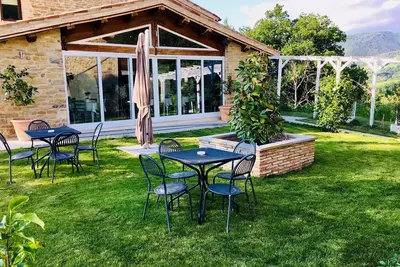 Image de Fonte Rosa farmhouse with pool