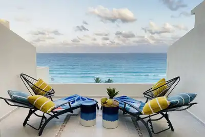 Image de Cancun Chic, beachfront apartment, 3 bedrooms, 3 bathrooms