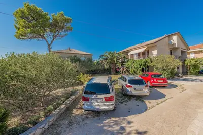 Image de Apartment Navalia im Zentrum von Novalja