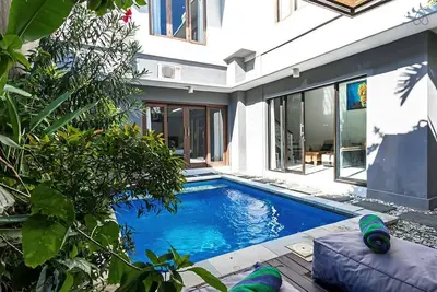 Image de Cozy 3 bedroom Villa close to double six beach