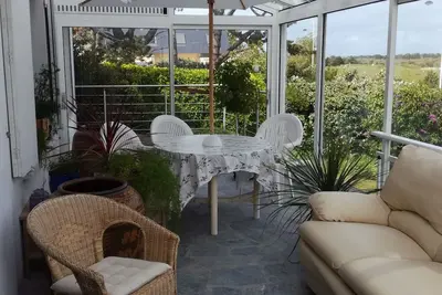 Image de Belle suite face au golf et 50 mètres de la mer, proche du centre