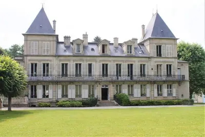 Image de Manoir et parc de 3ha traversé par une rivière