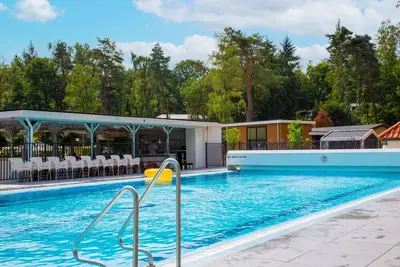 Image de Merveilleuse maison de vacances privée pour 8 personnes avec Wifi, piscine, Tv, terrasse et parking