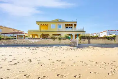 Image de Merveilleuse maison de vacances pour 8 personnes avec Wifi, Tv, patio, animaux admis et parking