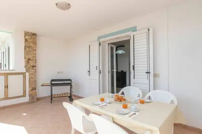 Image de Joli appartement pour 4 personnes avec Tv, terrasse et animaux admis