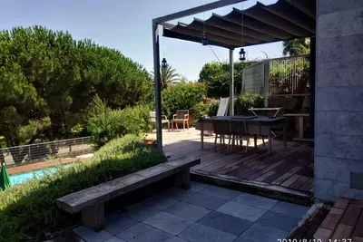Image de Nice loft apartment with garden and private pool