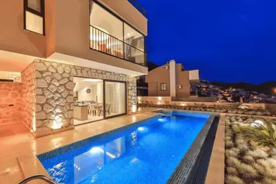 Image de Villa for 4, Large Infinity & Small Heated Pool