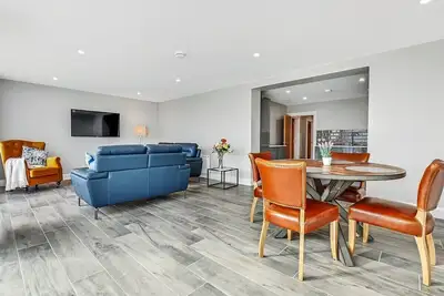 Image de Prestige-Appartement-Salle de bain privée séparée