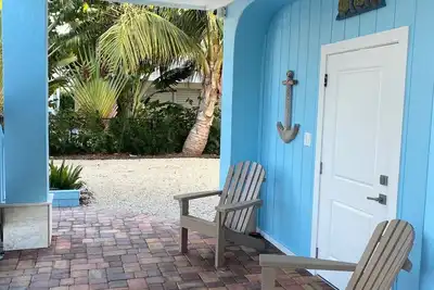 Tarpon Bend ocean view with boat lifts