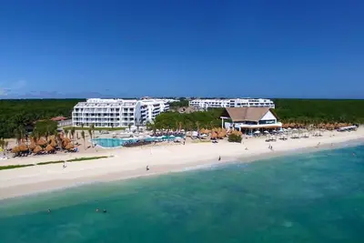 Image de 5***** beach resort, Vip privileges in Playa del Carmen