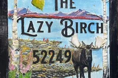 Image de Rare find! Lakefront Getaway - 2bdrms on 5 wooded acres w/Ev charger available