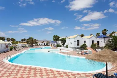 Bungalow with all services