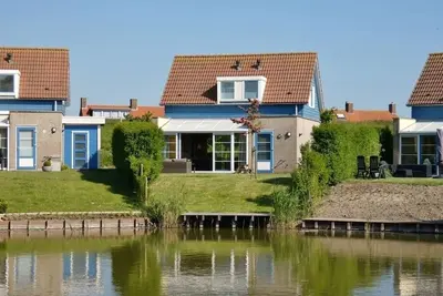 Antibes 240 - Kustpark Village Scaldia - Detached holiday villa directly at the lake with spacious garden
