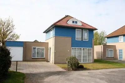 Maxime 209 - Kustpark Village Scaldia - Large detached holiday villa with garage