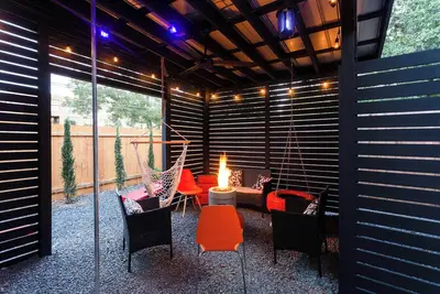 Image de Stunning 3rd St Retreat—4-Min Walk to 6th St