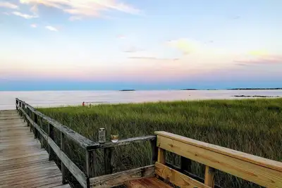 Image de 2 Br Apt at Kinney Shores w/ private beach access