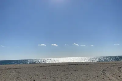 Image de Family - friendly home 1. 5 miles to Craigville Beach (Beach pass Inc. )