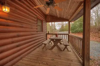Image de Mountain Cabin Private Entry Suite + Fire Pit+Kitchenette+Wd+Blue Ridge 10min