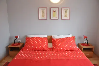 Image de Red apartman