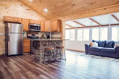 Image de Cozy Mountain Cabin near Ohiopyle, Hot-Tub