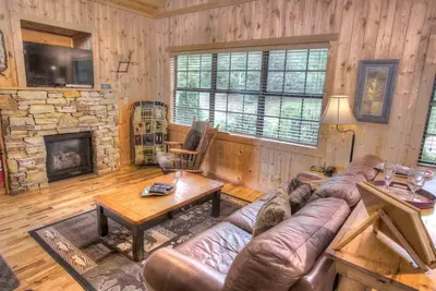 Image de Bella Vista - Cozy Cabin with Breathtaking Views