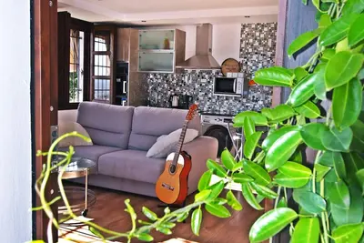 Image de Bird flight level, panoramic views and private parking