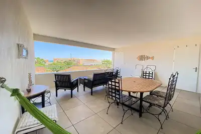 Image de Appartement cosy avec belle terrasse à 250 m de la plage