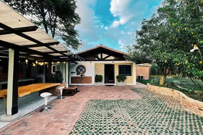 Image de Spacious modern cabin ChĂa - Barbecues / Dinners / Wifi