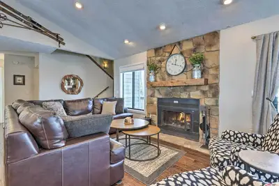 Image de Bright Wintergreen Resort Home; Deck & Grill!