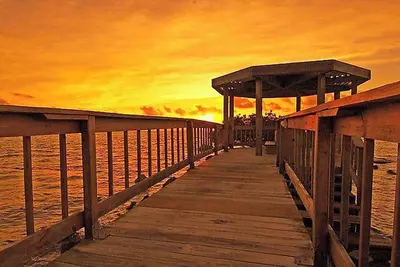 Image de condo Oceanfront à Ocean Pointe. Piscine, plage.