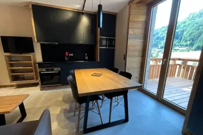 Image de Location de 12 gîtes et 1 chalet pouvant accueillir de 2 jusqu'à 10 personnes.