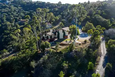 Image de Mountain House Estate near Monterey
