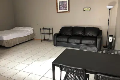 Image de Motel Style Cabin Room Rental at Rubber Ducky Resort and Campground