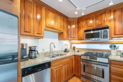 Image de Close to Lift 7, the River Trail, and more make this 2 bedroom\/2 1\/2 bath condo your premier vacation homebase