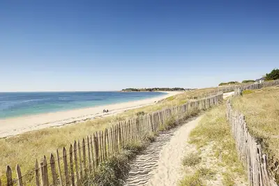 Image de Maison indépendante 155m2, grand jardin, à 300m de la plage.