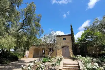 Image de Private Guest House part of a large Estate, Irvine
