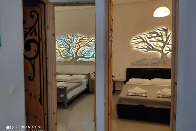 Relaxed spacious apartment with garden view and free WiFi