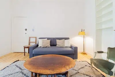 Image de newly renovated 90 Sq M apartment self check in