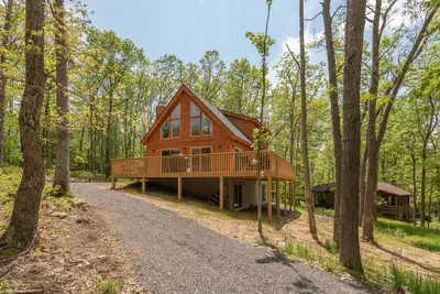 Image de Cozy Mountain Retreat w/ Hot Tub & Fire Pit