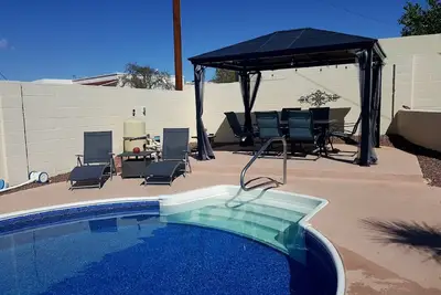 Image de Cozy private Havasu getaway with pool and close to the lake & the London Bridge