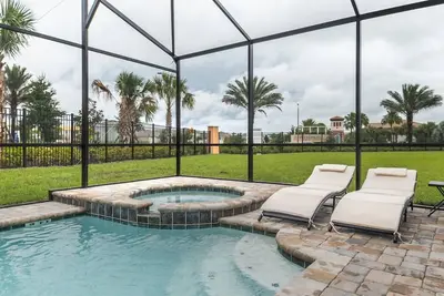 Image de Luxury Villa with Spa & Amenities 4762