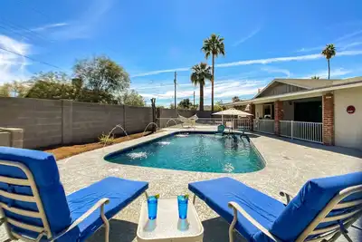 Image de Relaxing Oasis! 5 bedroom 3 bath with Pool