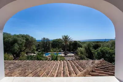 Image de \"Villa Mula 4\" avec vue sur la mer, connexion Wi-Fi, terrasse et piscine partagée