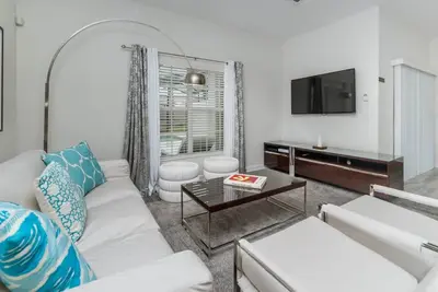 Image de Luxury Contemporary Style Townhome on Champions Gate Resort, Orlando Townhome 4935