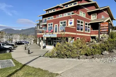 Image de Promo 5% Weekly And 5% Monthly Discount! \nFamily Friendly Waterfront condo