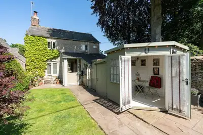 Image de Dog friendly one bed holiday cottage in Fairford - Wood Cottage