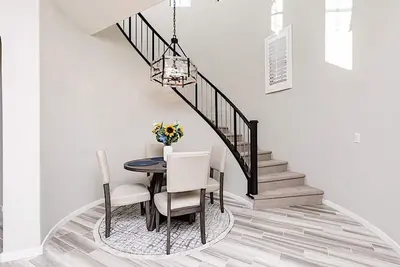 Elegance at Desert Ridge - Spacious Townhome