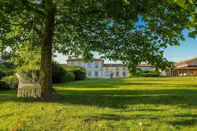Image de Domaine De Cezac-Proche Bordeaux-St-Emilion-Arcachon-Blaye